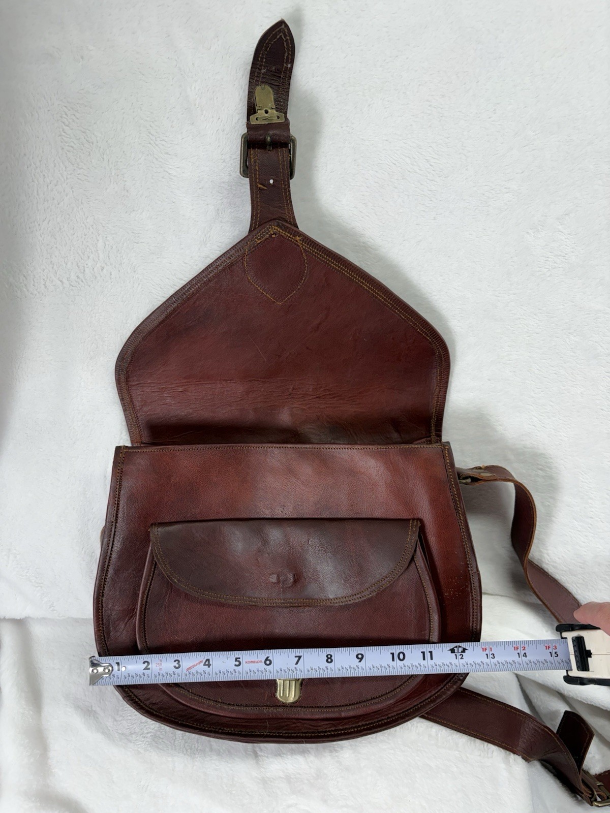 Brown Leather Solid Crossbody Saddle Bag Brass Hardware Buckle/Snap Green Lined