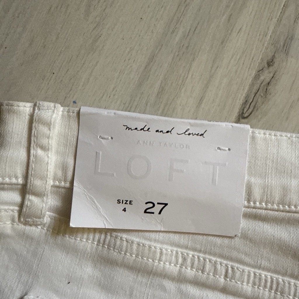LOFT White Denim Cut Off Shorts Women’s Size 27 Cotton 5-Pocket Mid Rise