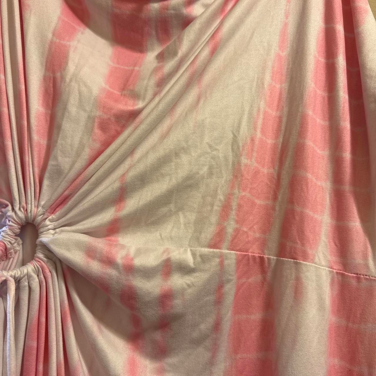 The Curve by Judani Super Soft Pink and white tie-dye asymmetrical top 2X