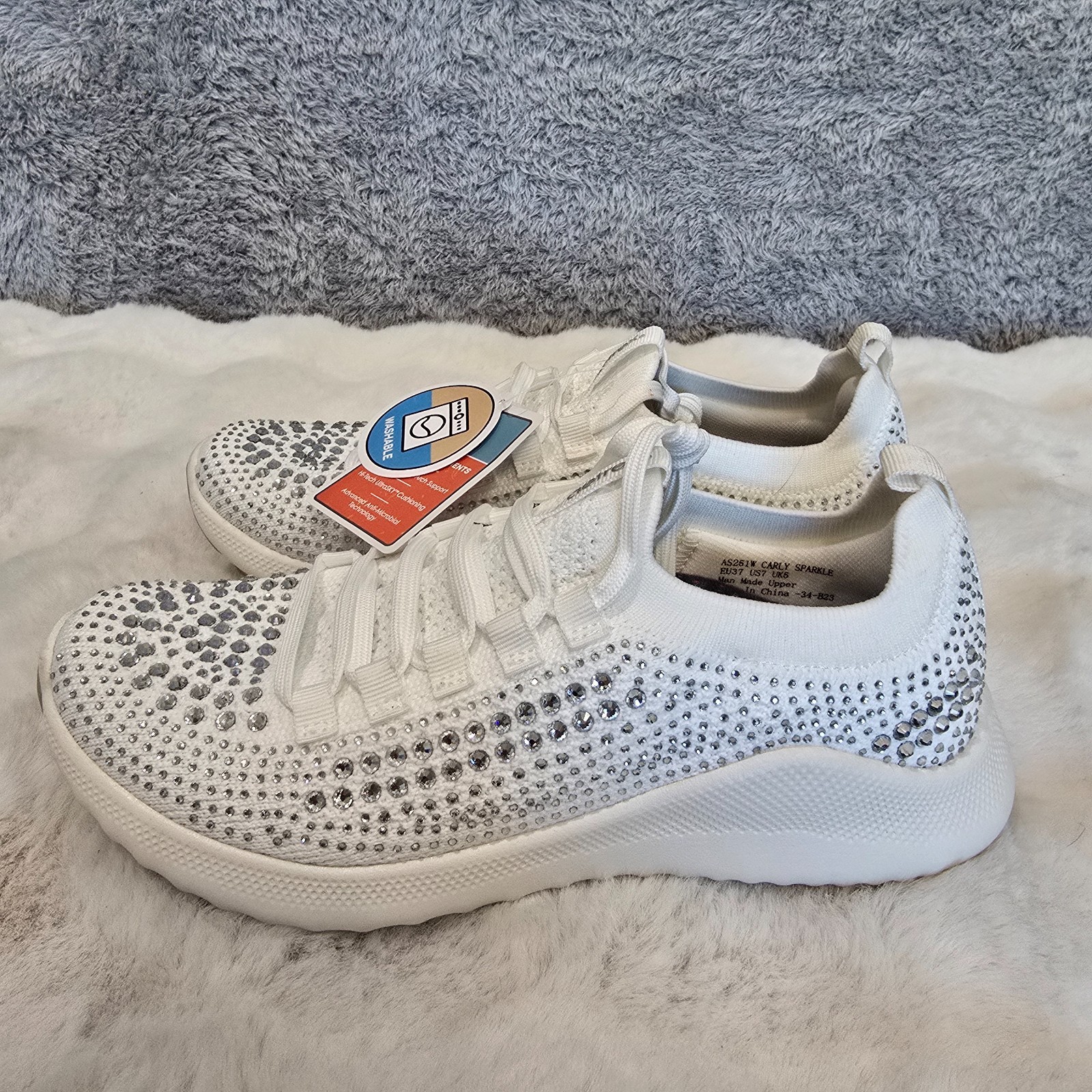 Aetrex Carly Arch Support Sneaker White Sparkle Women’s Size 37 or US 7 *NOTES