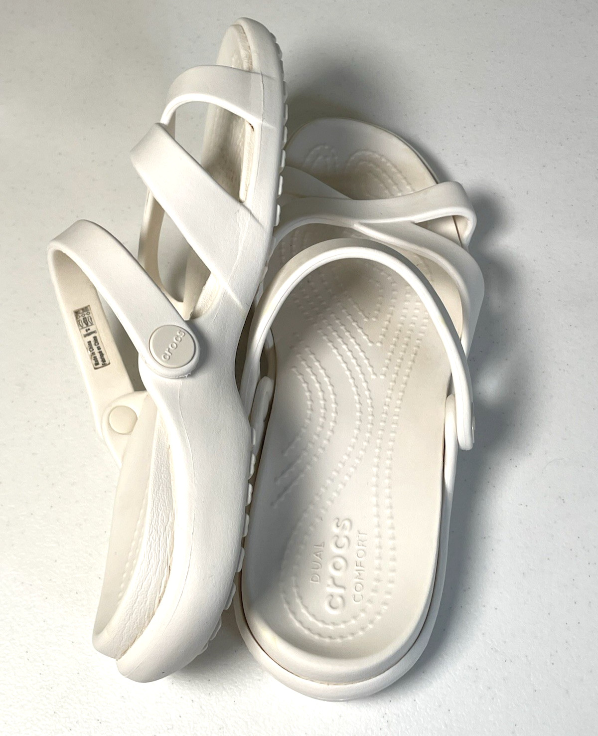 Crocs Women’s 8 Kadee II Strappy Sandals White Casual Flats Shoes Beach Summer