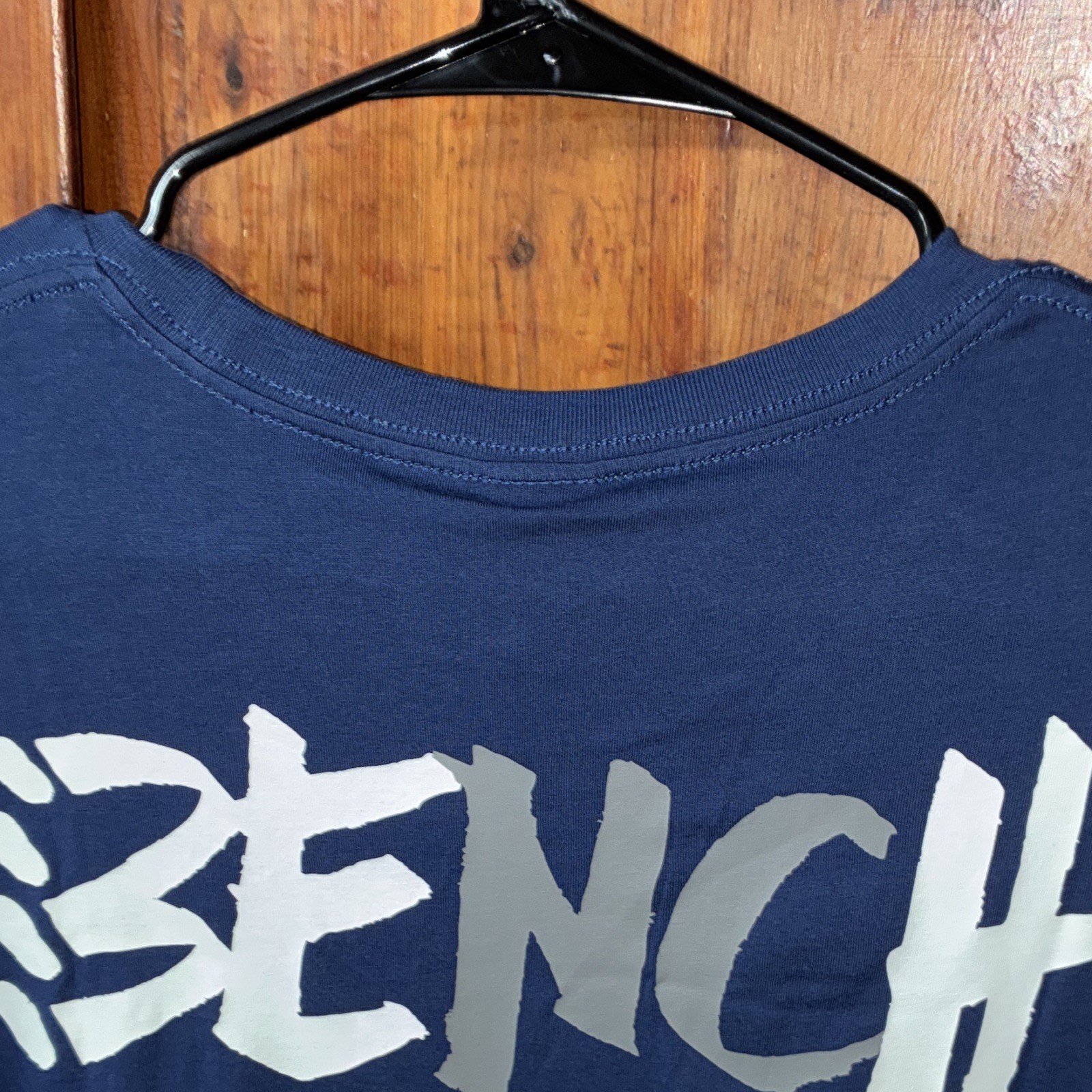 2 Bench Men’s Sz. S Crew Neck Short Sleeve Graphic Logo Tee Blue & Green NWT