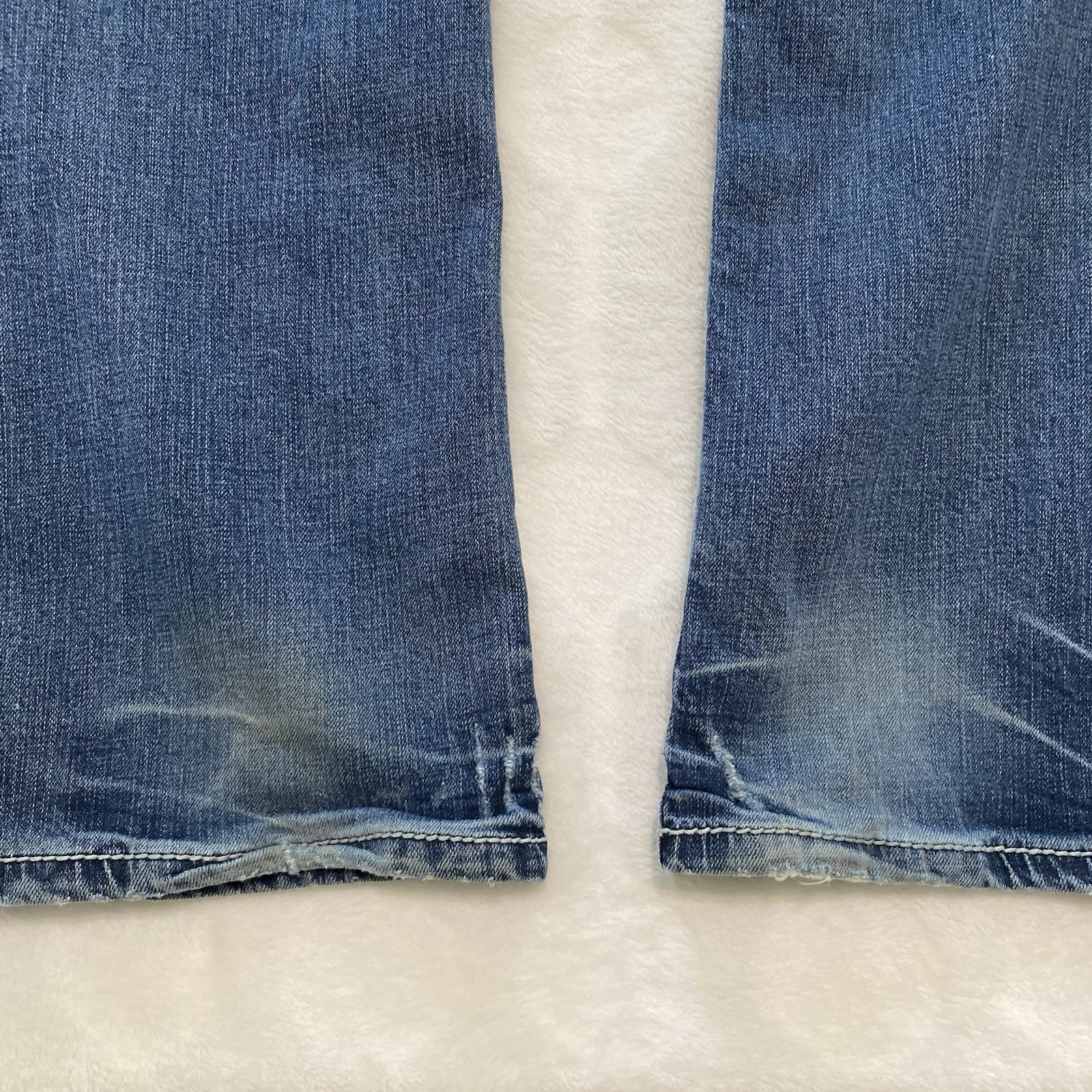 BKE Aiden Bootcut Jeans Men’s 31L (31×32) Medium Wash Distressed Faded Heel Drag