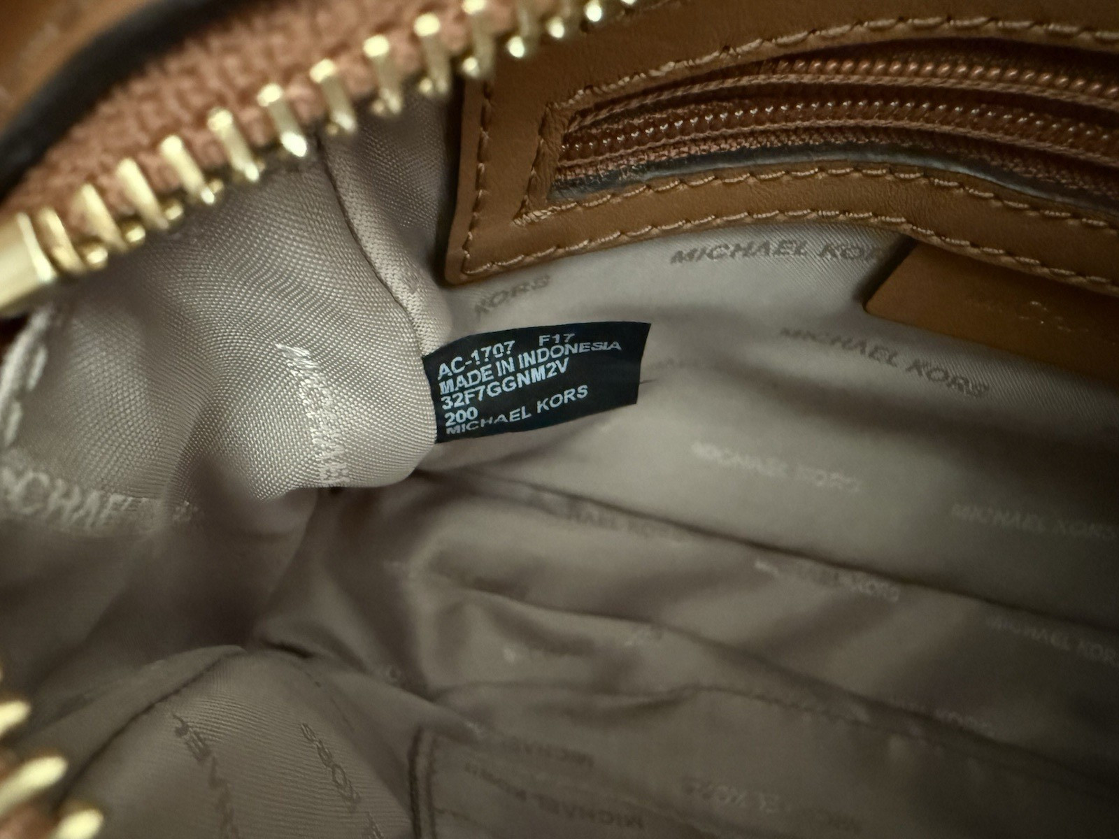 Pre-Owned Michael Kors Studded Logo Camera Crossbody Bag 32F7GGNM2V Brown