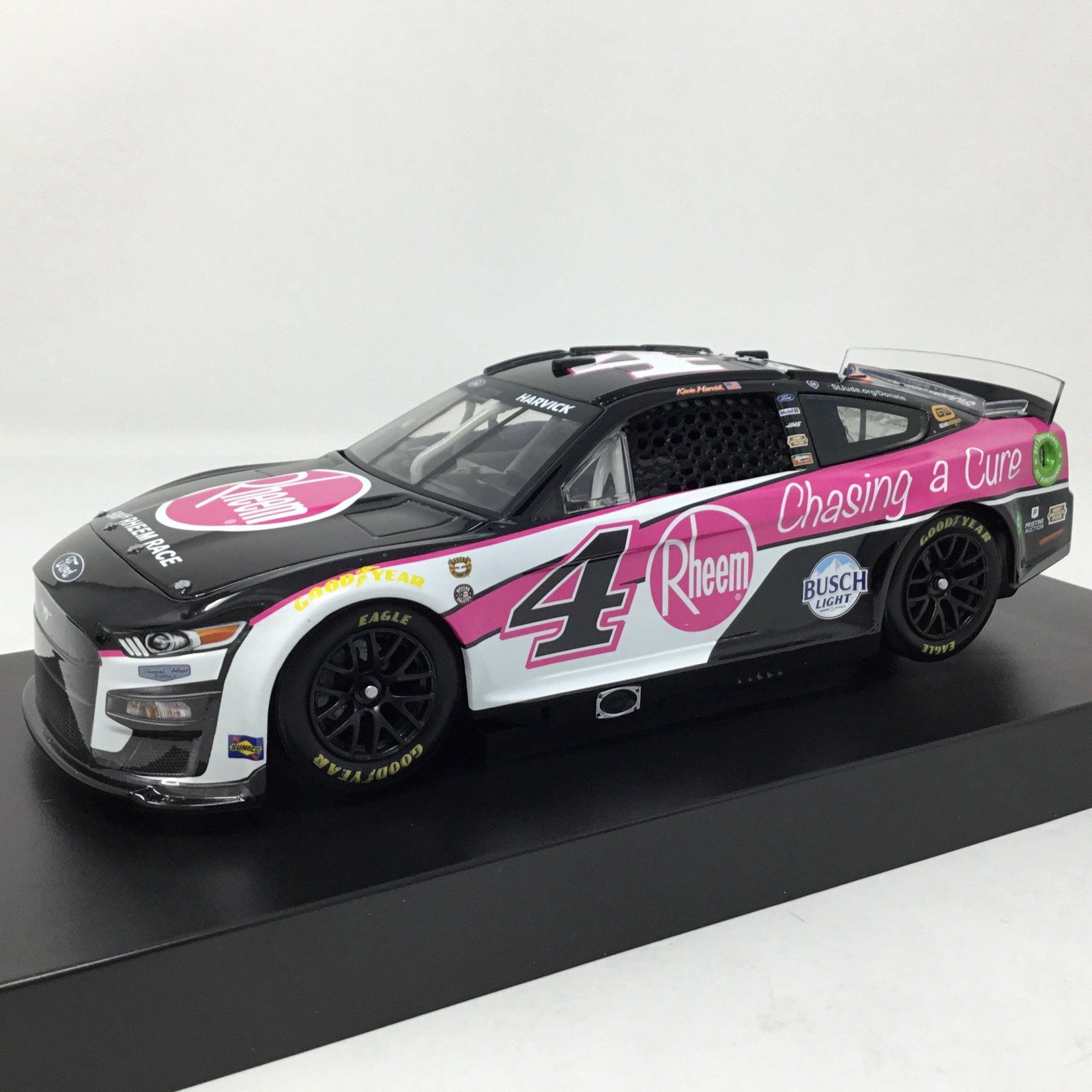 Kevin Harvick 2022 Rheem Chasing a Cure 1:24 Diecast