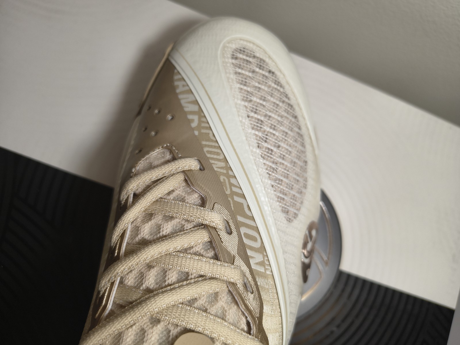 361 Zen Energy-X Gold/Beige/White Basketball Shoes ZEN VI/6 in Size 11 Men’s 11m