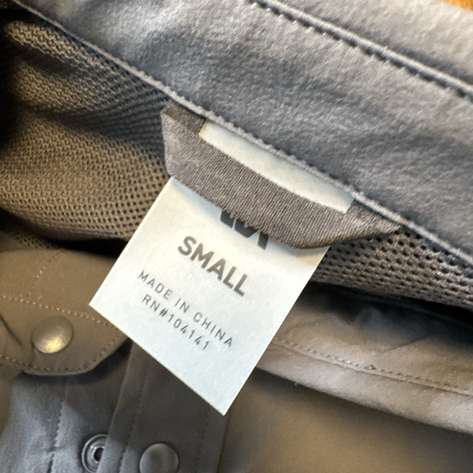VRST Mens Small Packable Shirt Jacket Snap Button Up Gray Zip Chest Pocket