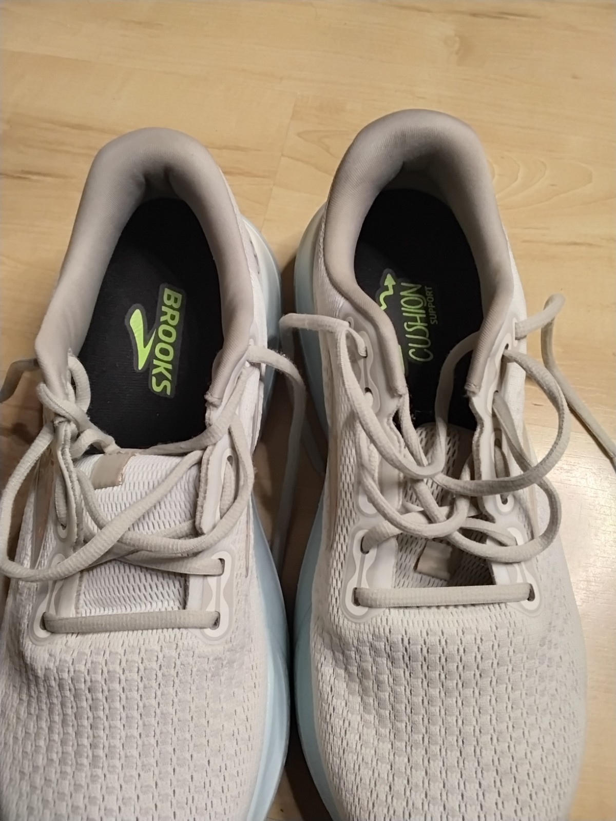 Brooks Glycerin 21 Womens Running Shoes Sz 11 WideD Gray/blue Athletics.
