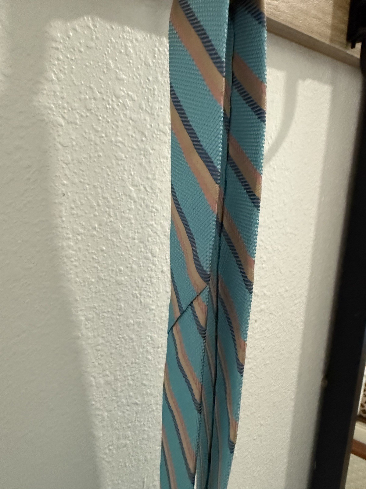 Tom James Corporate Image Silk TieMens Turquoise Blue Pink Stripe Excellent