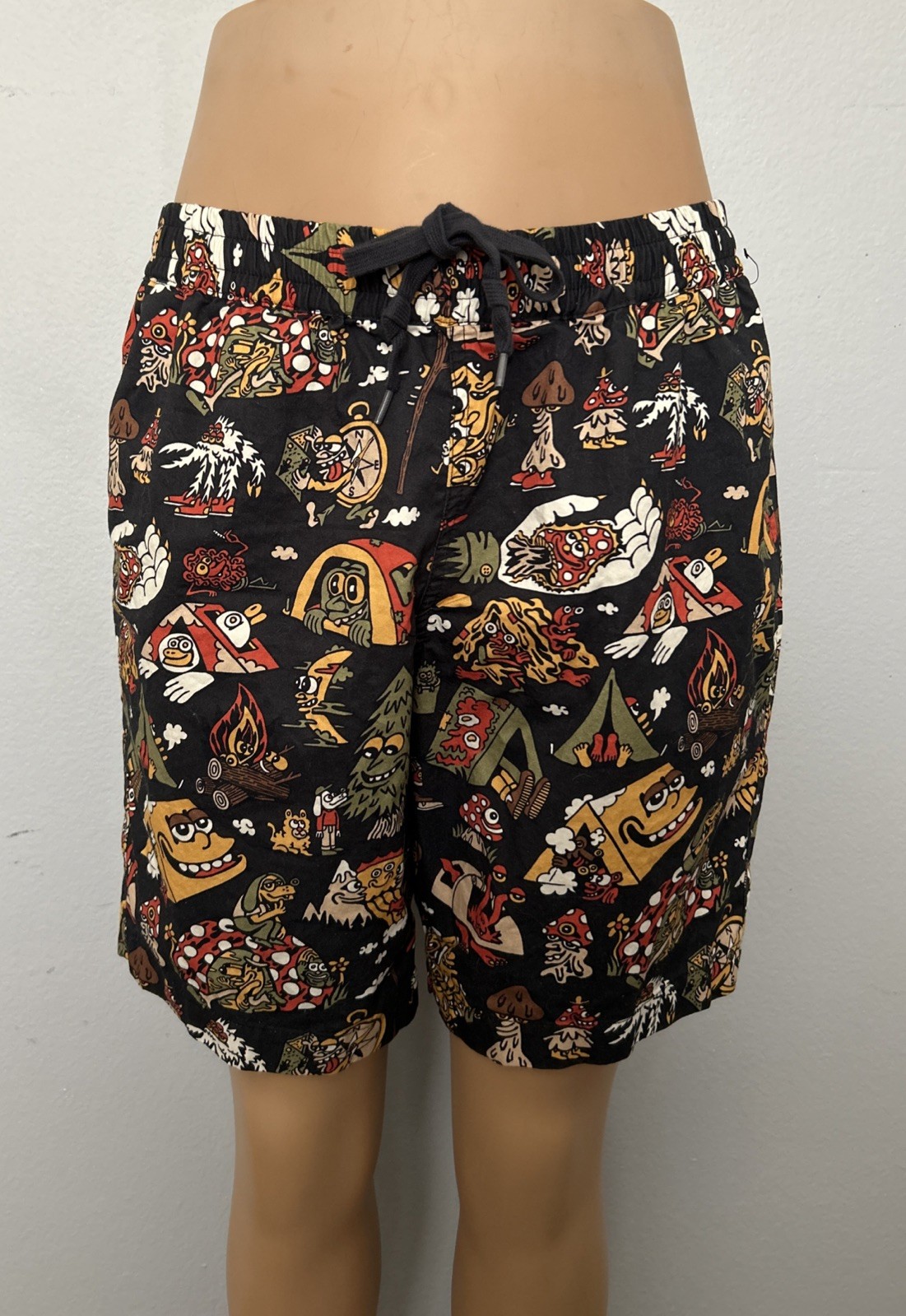 Killer Acid Men’s Get Lost Shorts Size Medium Camp All Over Graphics Black