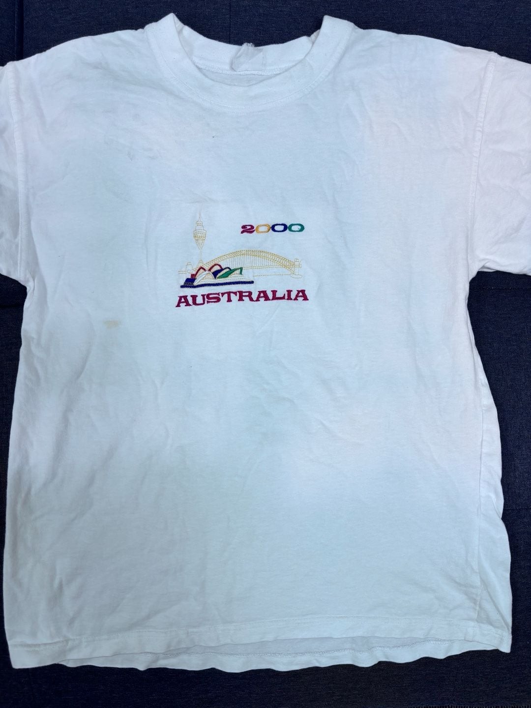 Vintage 2000 Australia Sydney Olympics Embroidered White T-Shirt