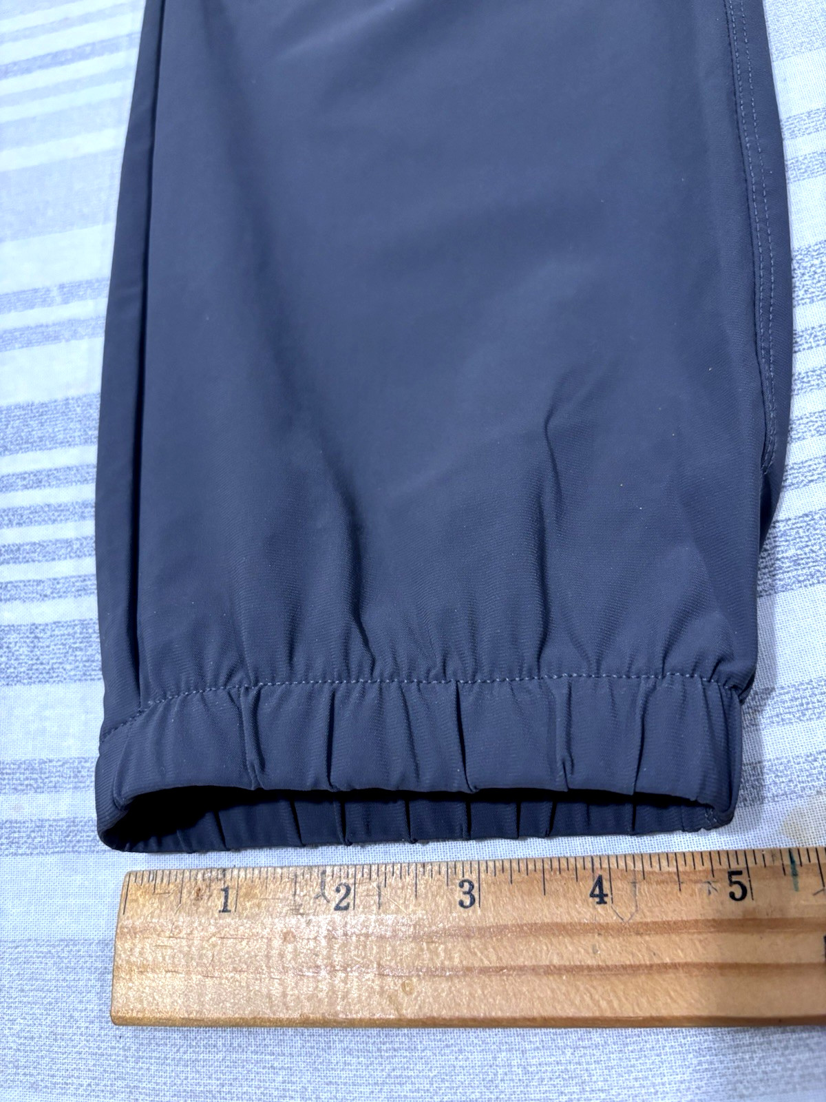 Three Nails Jogger Pants NWT Vapor-Lite Men’s XL Gray Nylon Spandex Mathew 6:33