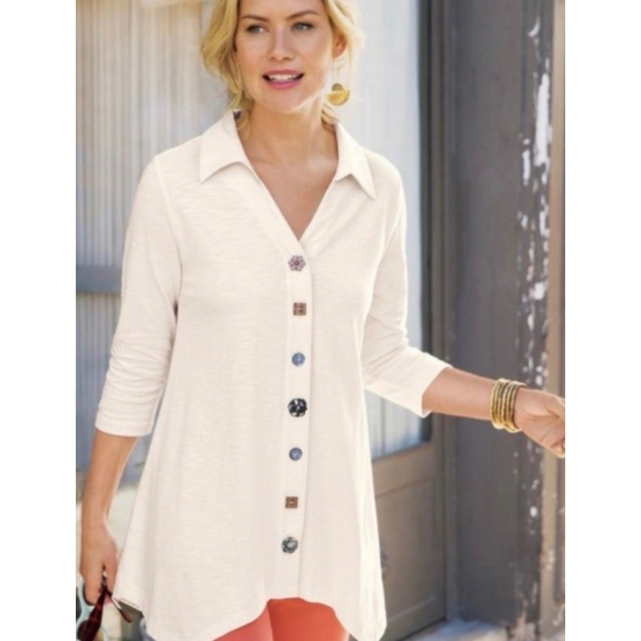 Soft Surroundings Danielle Tunic Top Women M Cream Mixed Button Asymmetrical Hem