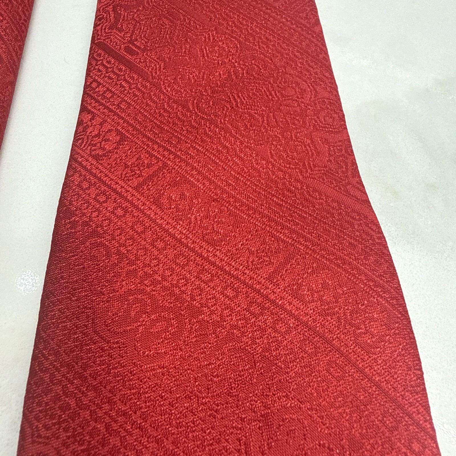 Vtg Wembley Men’s Red Printed 100% Silk Necktie Tie Fast Shipping Free Returns
