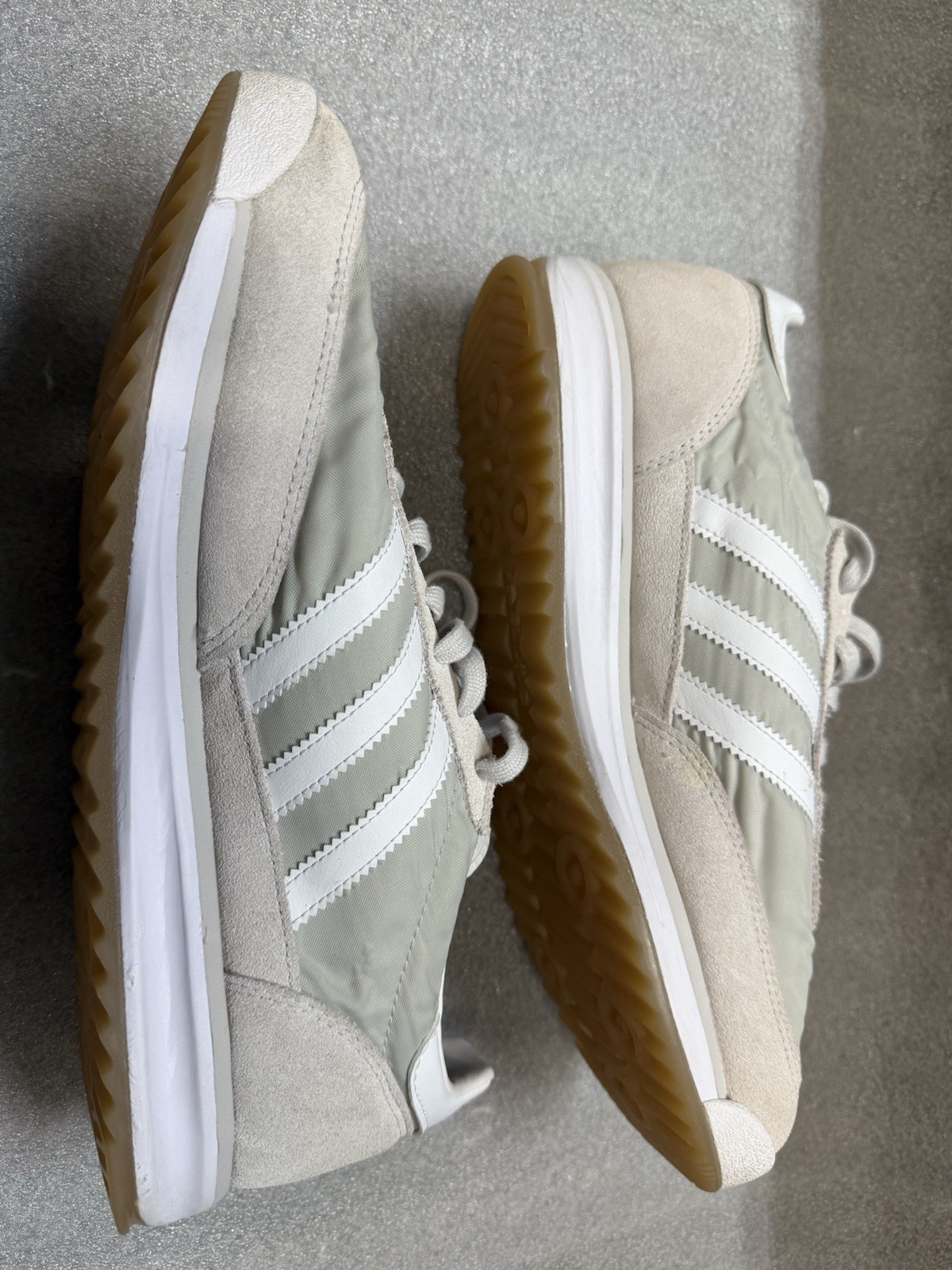 Adidas SL 72 RS sneakers in the “Grey One, Cloud White, Crystal White, US 12
