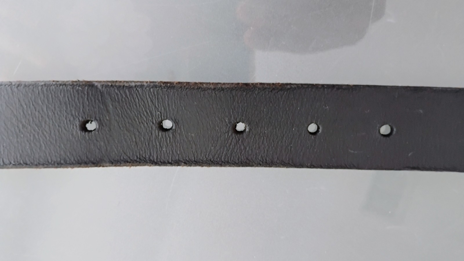 Levi’s Black Leather Beltwith Silver Buckle 32 (80 cm) 1 inch thick Full Grain