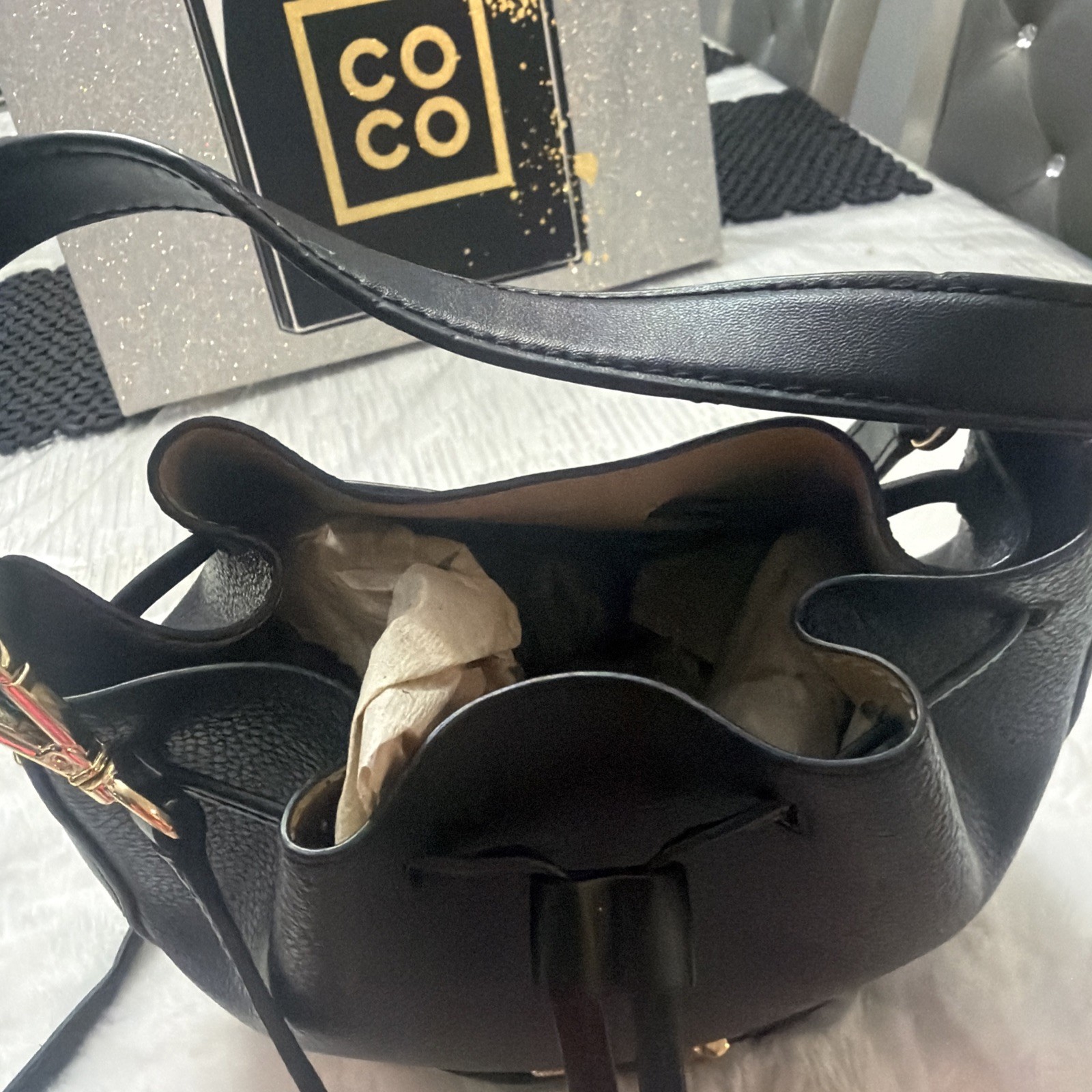 Michael Kors Black Reed MD Belted Pebbled Leather Bucket Messenger Bag $558