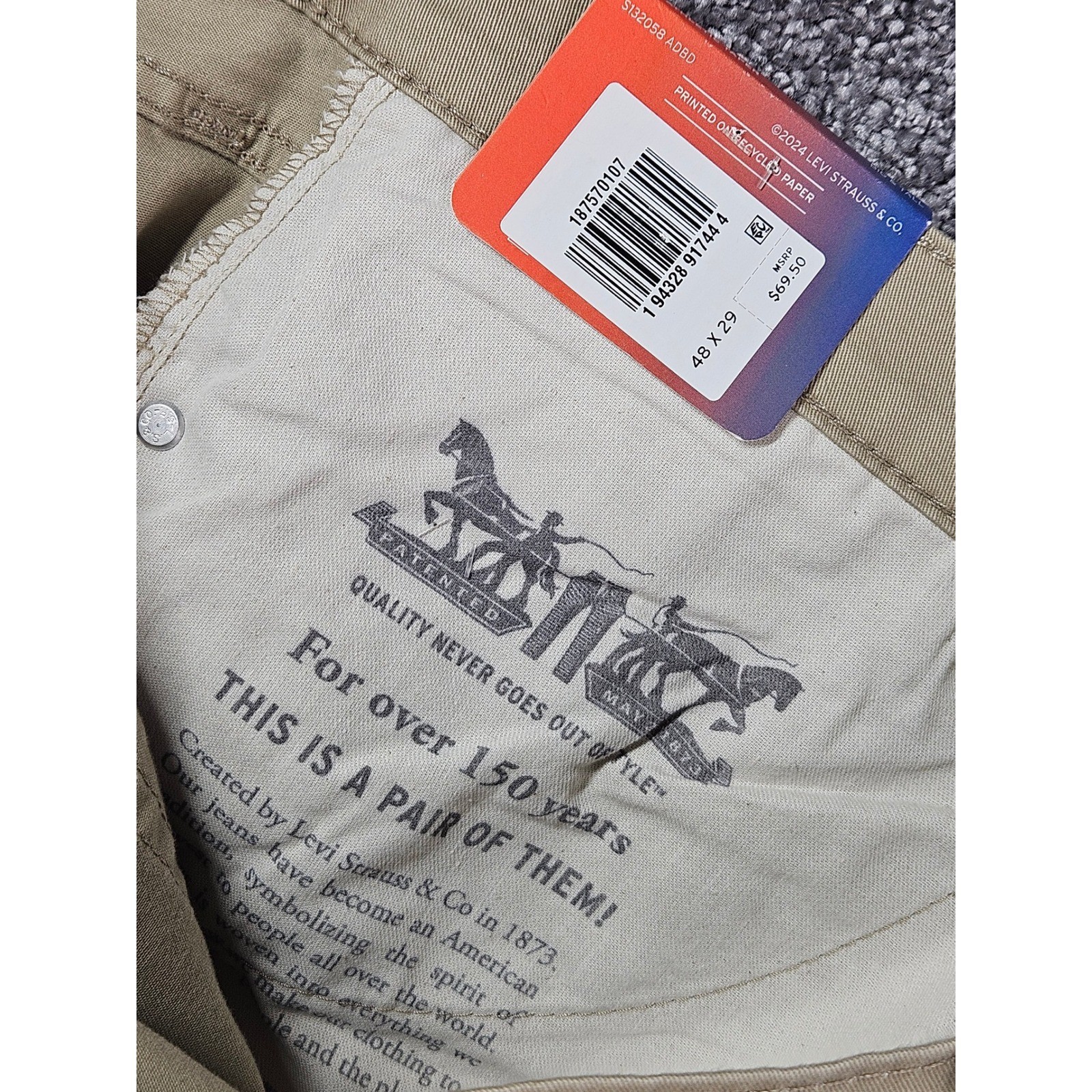 Levi’s 541 Athletic Taper Men’s 48×29 Khaki Solid All Seasons Tech Stretch NWT
