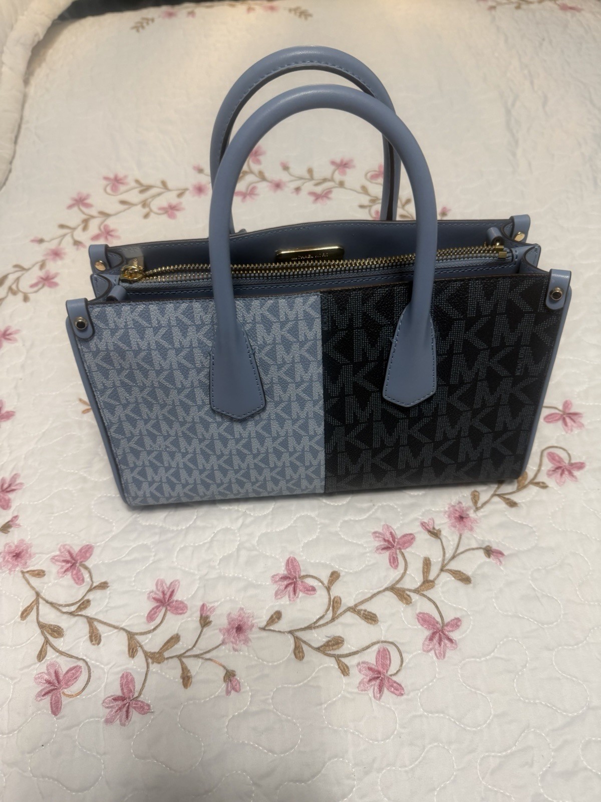 Michael Kors Monogram Blue Black Small Satchel Zip Double Handle Charm Pockets