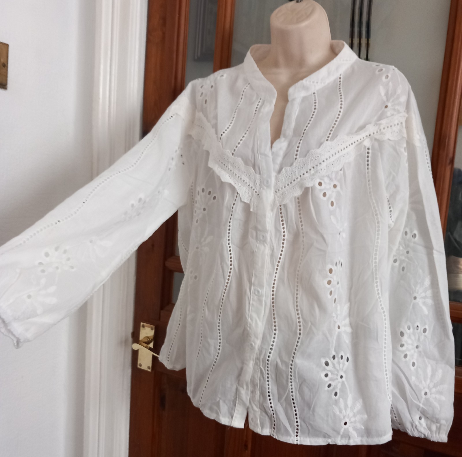 VTG Look Embroidery Anglaise Blouse Top Size XL 48 In Bust Cottage Core Prairie