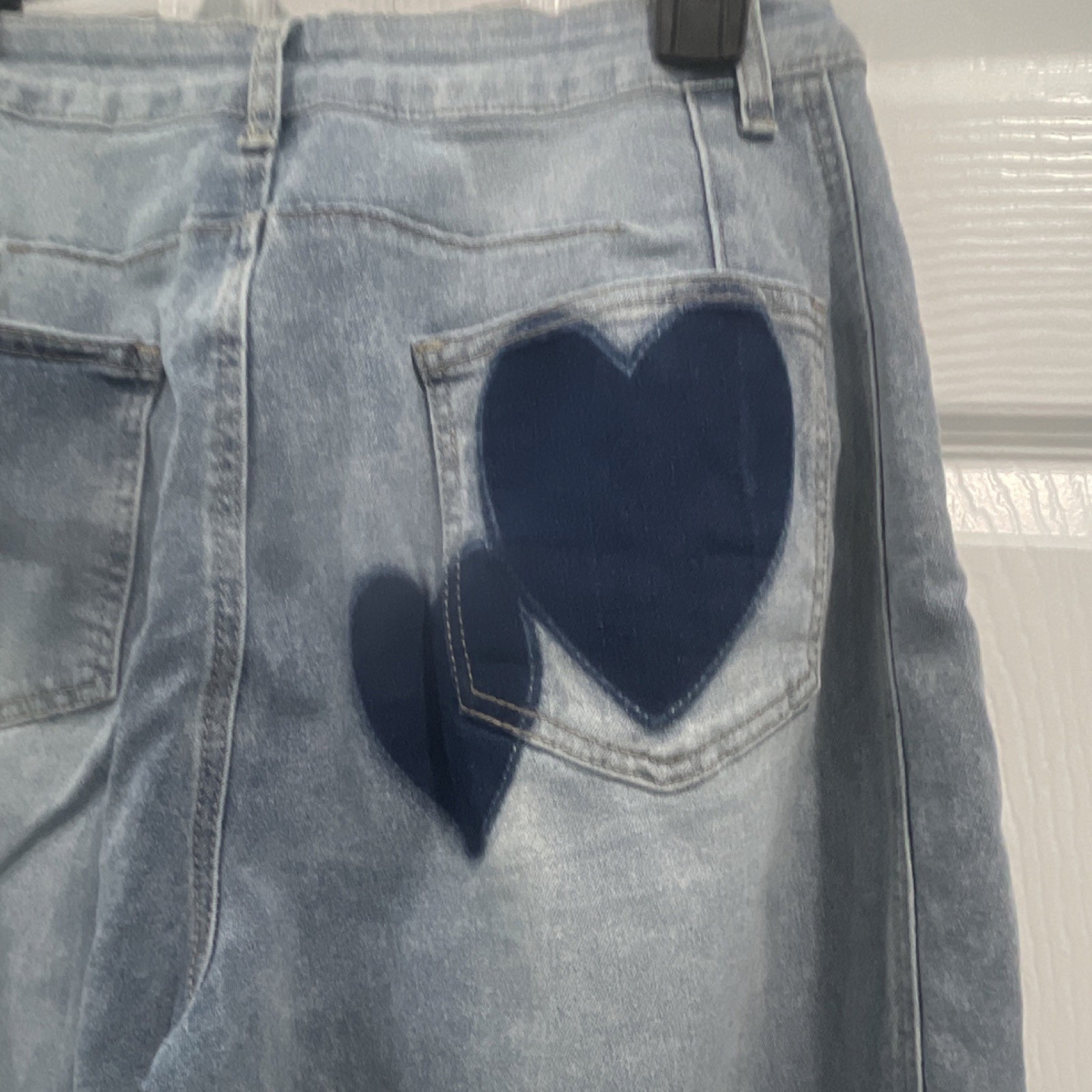 Chartou Women’s Blue Denim Heart Pattern Jeans, Button Closure, 5-Pocket, M