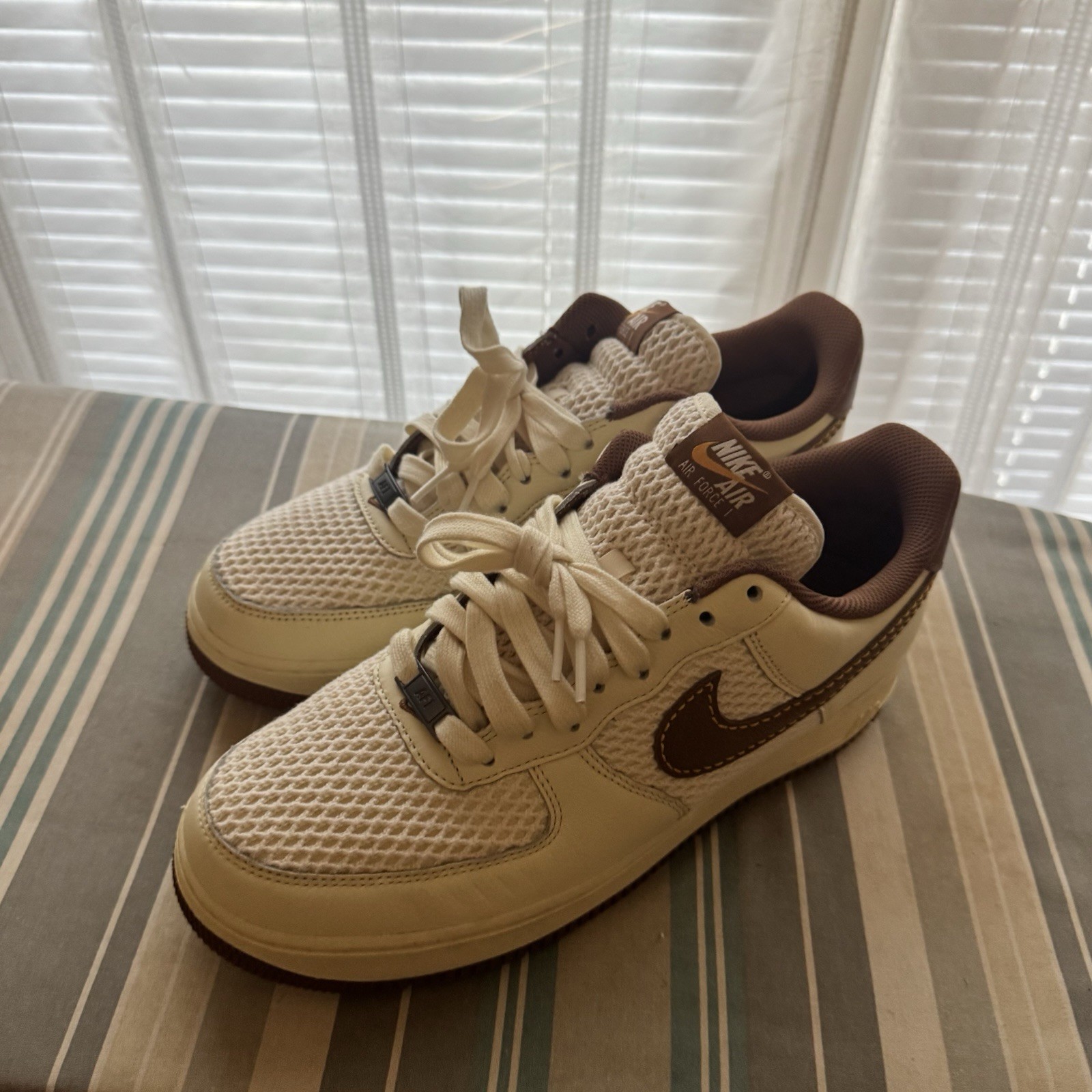 Nike Air Force 1 ’07 LV8 Coconut Milk Light Low US Mens Size 10.5 No OG Box