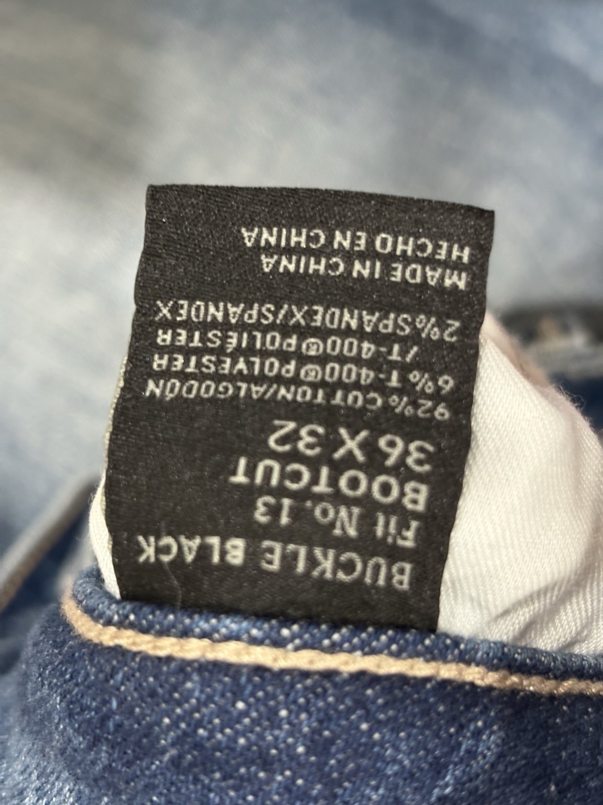 Buckle Black Bootcut Jeans Blue Stretch Denim Mid Rise Medium Wash Pockets