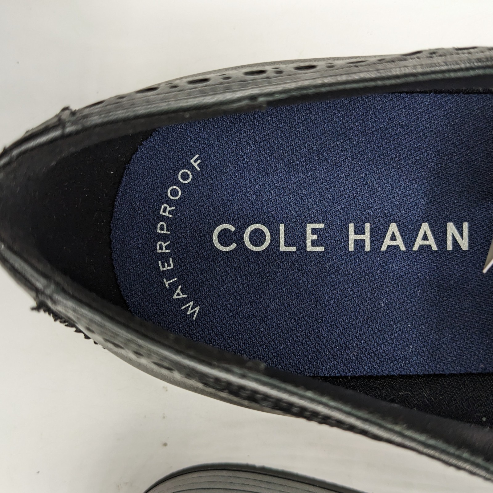 Cole Haan “Modern Essentials Waterproof Wing Tip Oxford” Men’s Shoe [Black] NEW