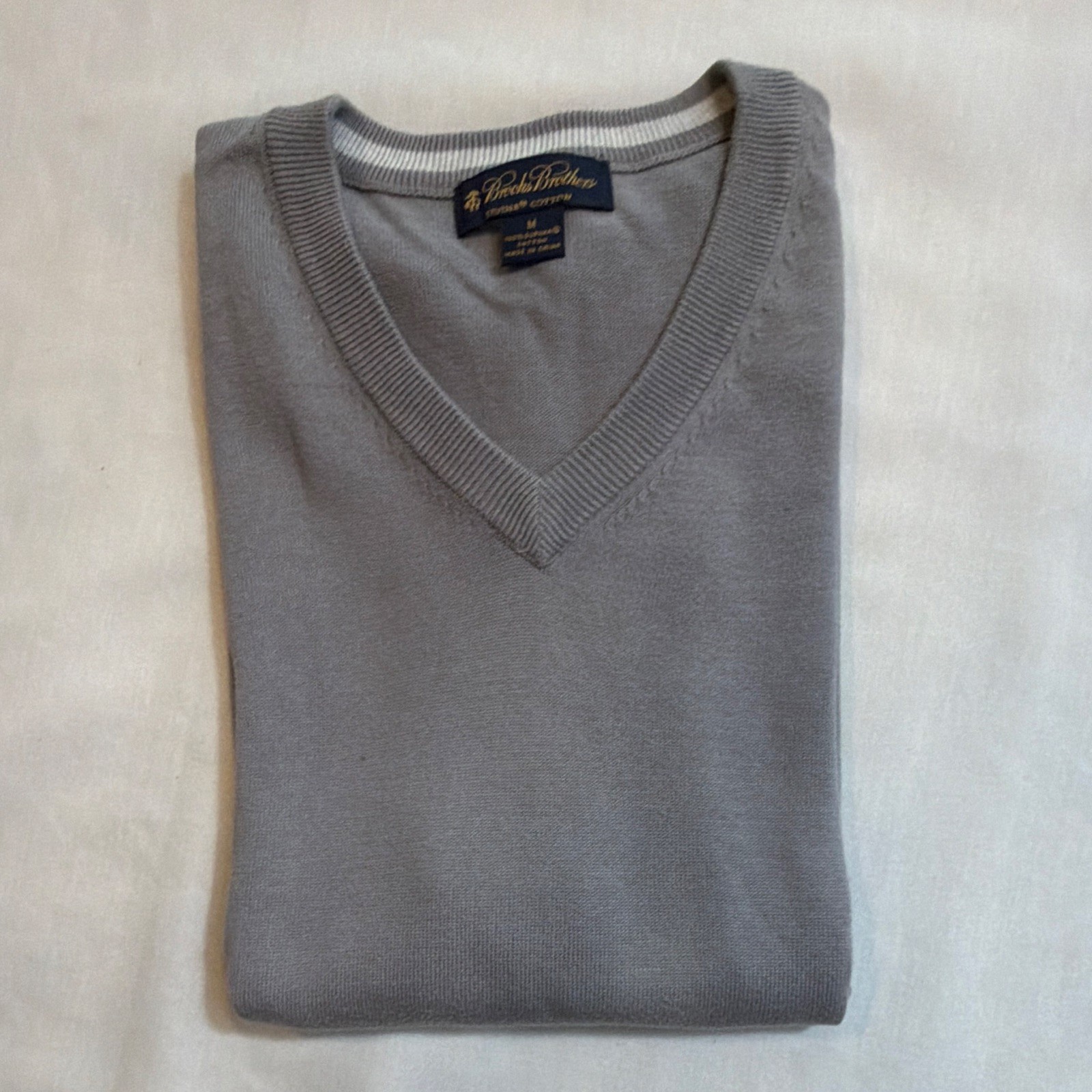 Brooks Brothers Men’s M Gray Cotton Knit V-Neck Sweater Vest Sleeveless