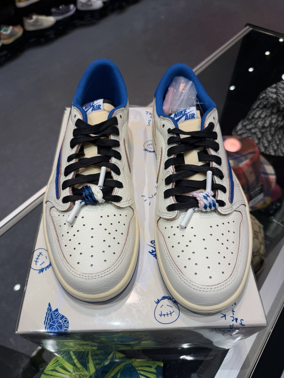 Size 11 – Fragment Design x Travis Scott x Air Jordan 1 Retro (DM7866 104)