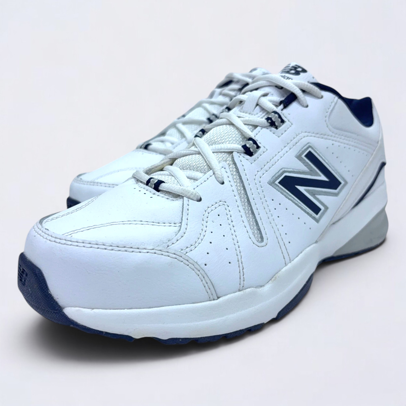 New Balance 608 V5 Cross Training Shoes Men’s Size 11 (4E) White Navy Blue