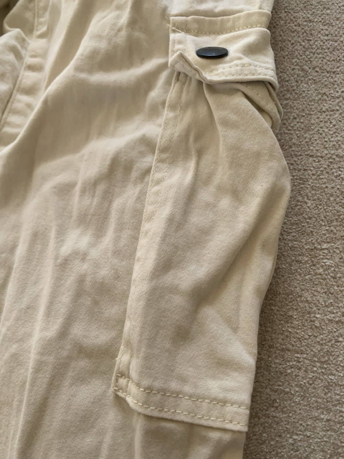 Wesc Khaki Cargo jogger 30w Well Made Thicker Fabric cream, color, extra large
