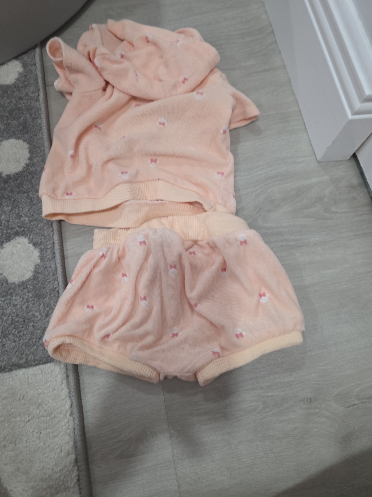 Disney Baby Minnie 9 Month Set