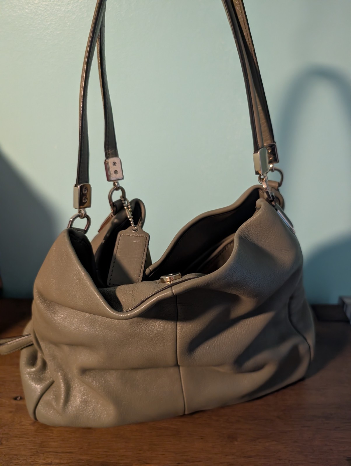 Madison Phoebe Coach shoulder bag green leather