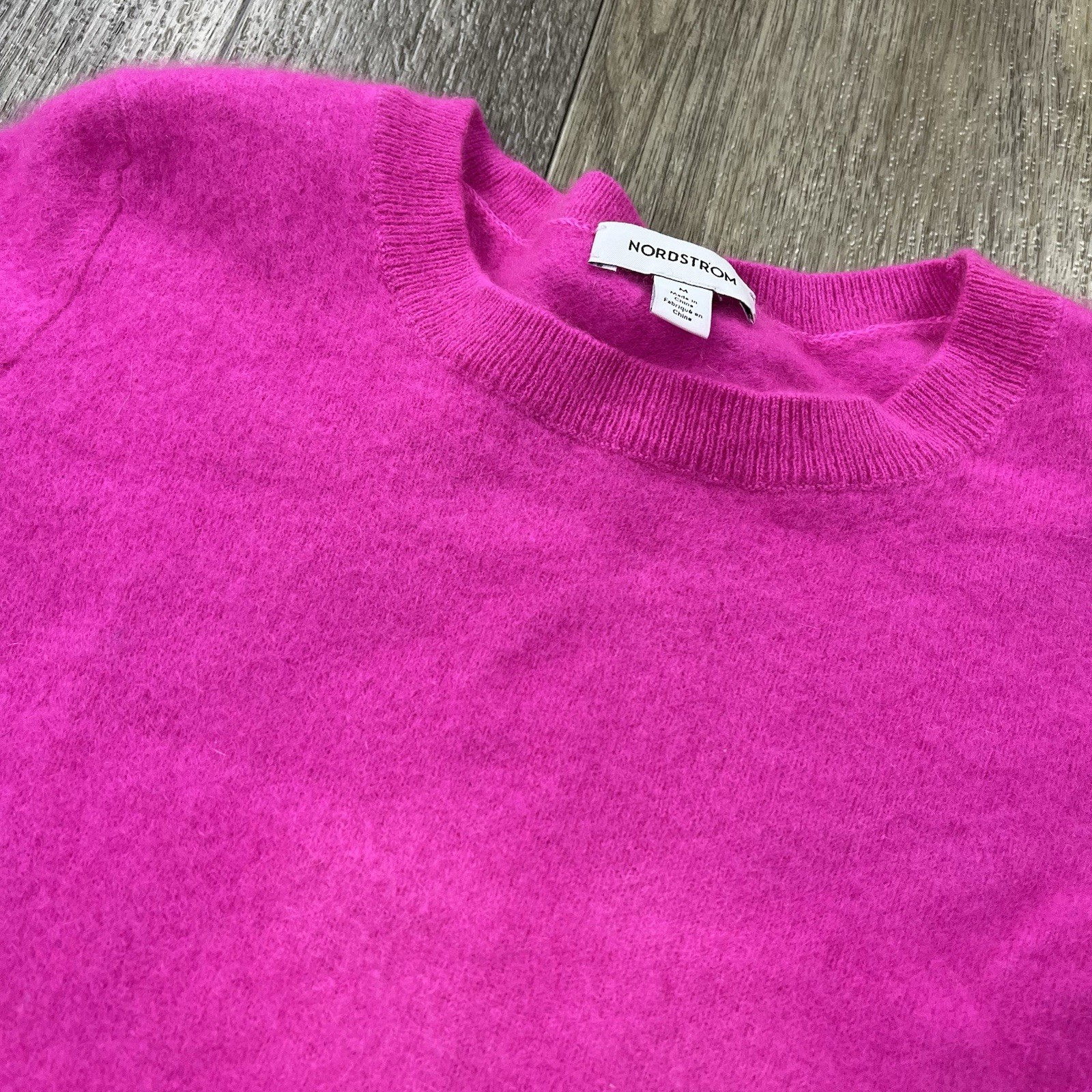 Nordstrom 100% Cashmere Crew Neck Sweater Fuchsia Hot Pink Women’s Size M
