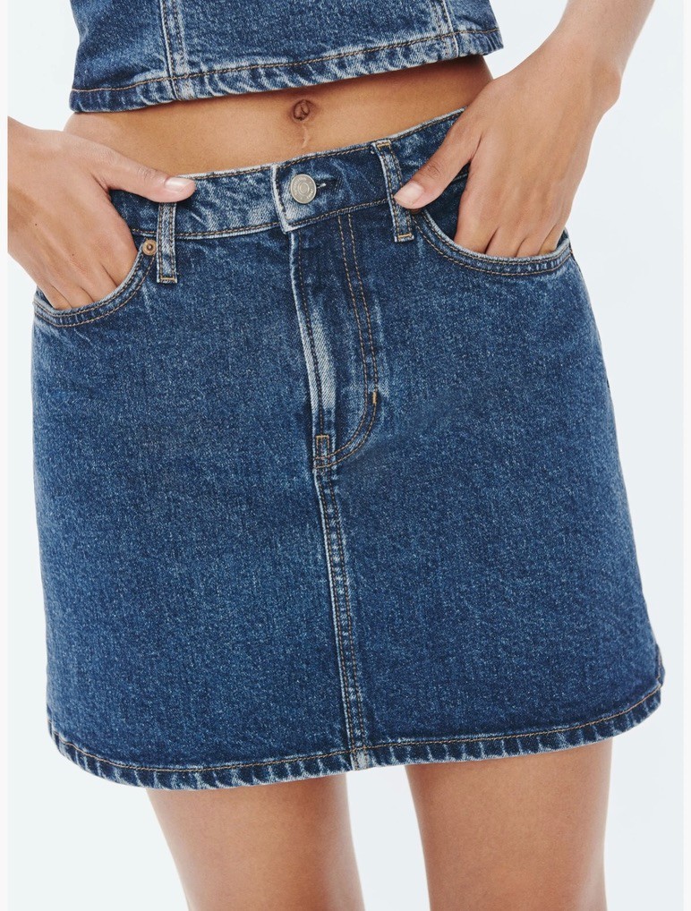 NWOT $148 | Reformation Lydia High Waist Denim Miniskirt in Huron | Size 27