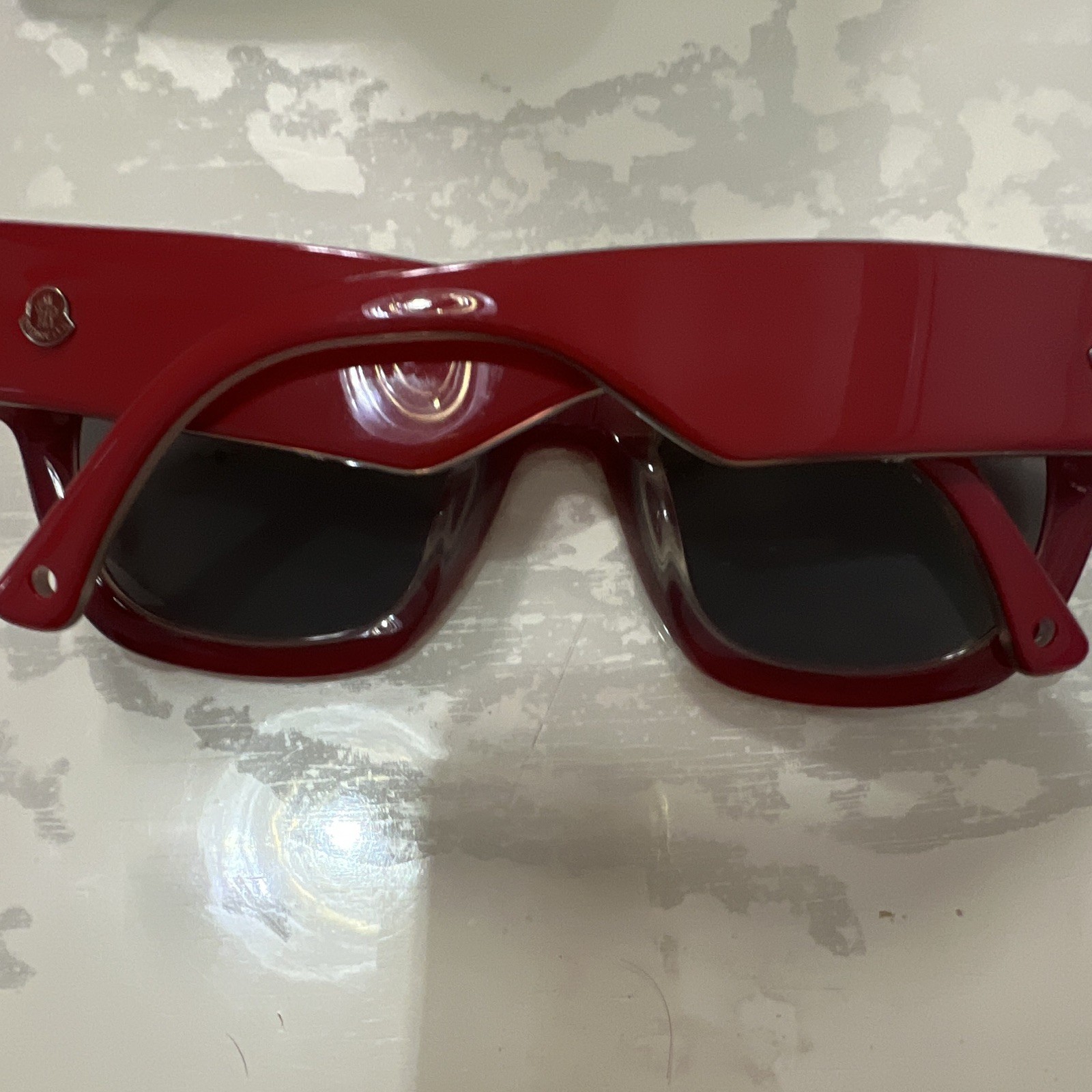 Moncler MG5385OS 51-24 Red Glossy Square Sunglasses Gray Lens Made in Italy Case