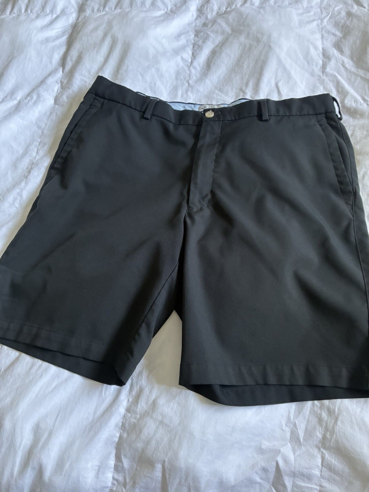 Peter Millar Men’s Gray Solid Chino Flat Front Slash Pocket Button Shorts