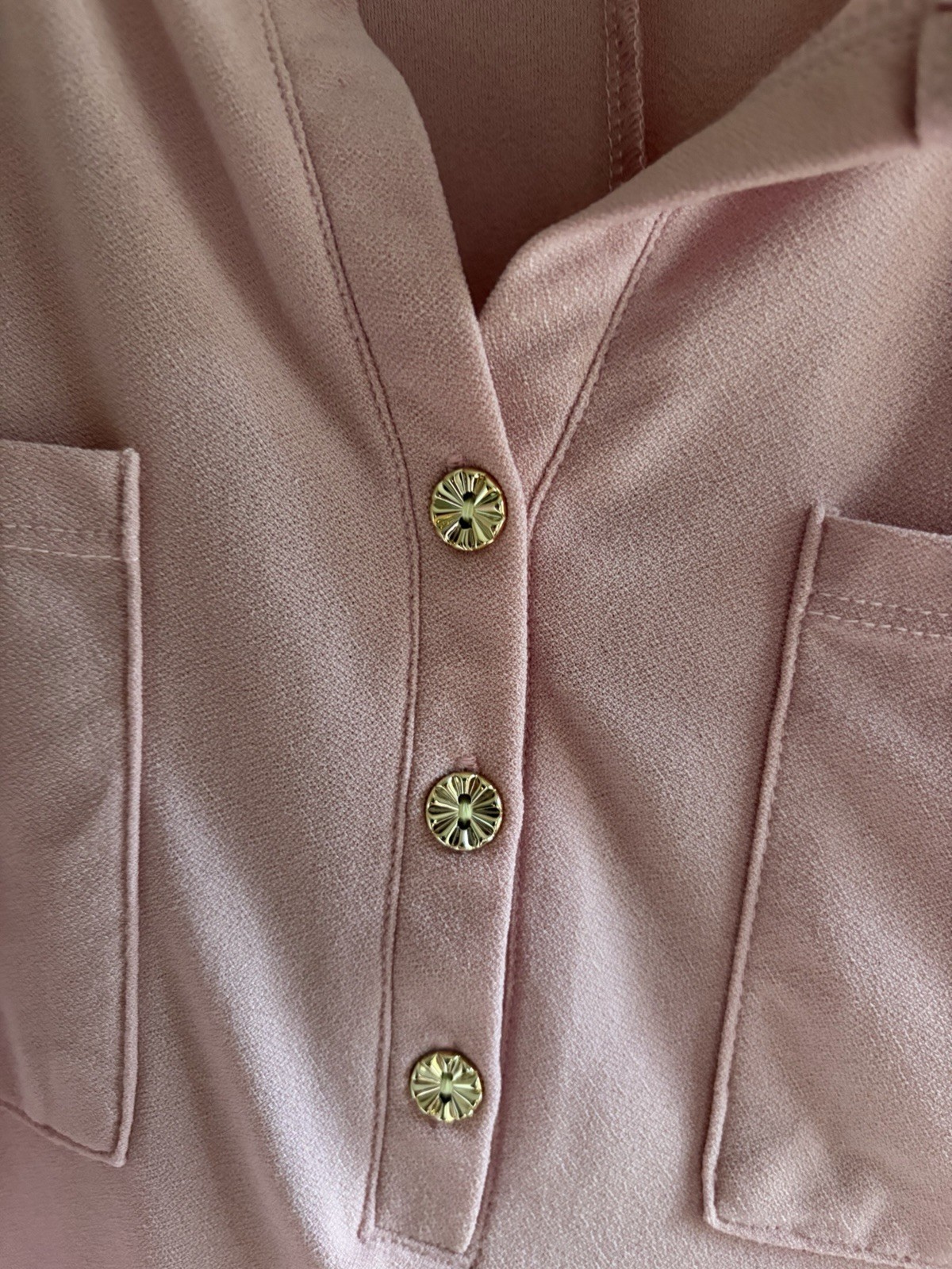 Love Scarlett Women’s 2X Solid Pink V-Neck Button Front Short Sleeve Blouse