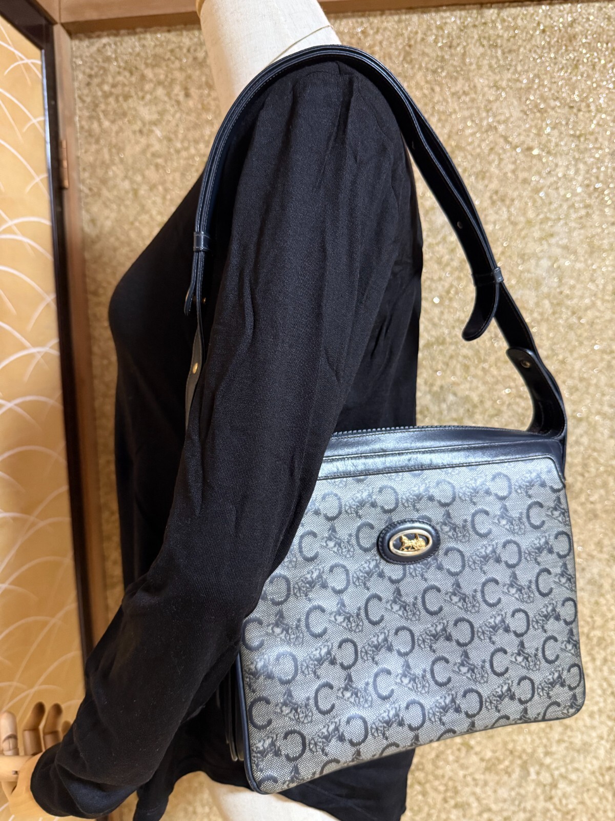 CELINE C Sulky Shoulder Bag Navy Leather Vintage Auth