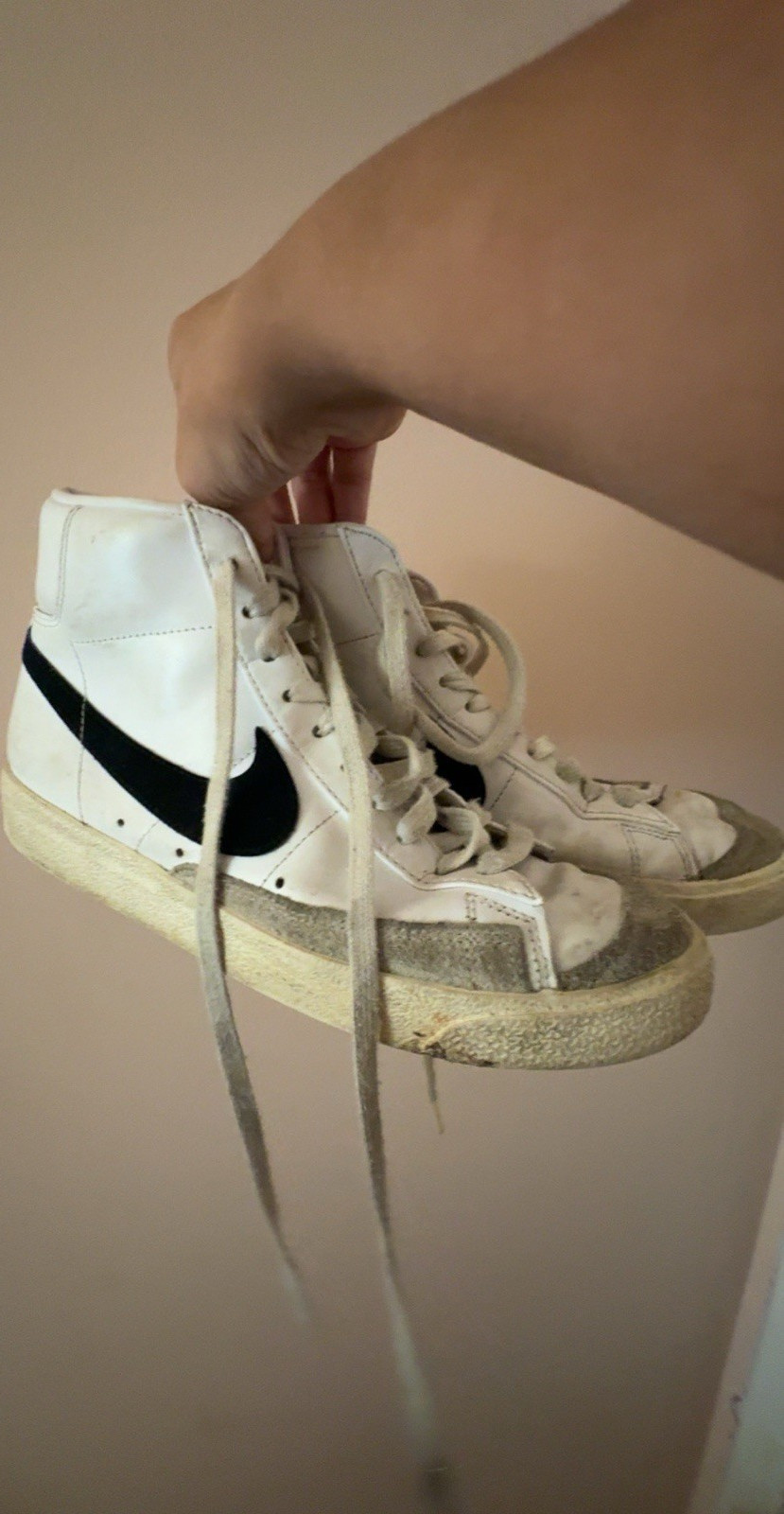 Nike Blazer Mid White Black High Top Sneakers Lace Up Basketball Athletic Shoes
