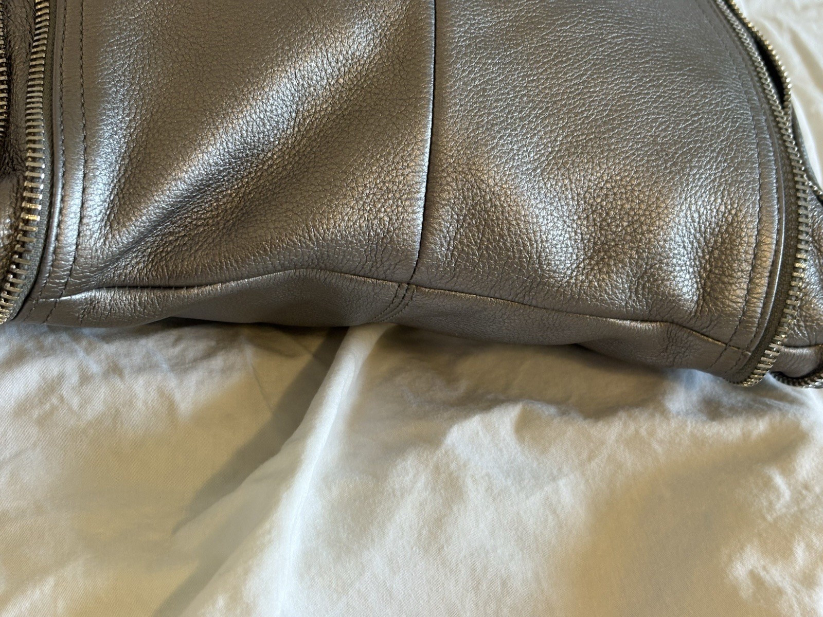 B Makowsky Large Metallic Silver Shoulder Leather Shoulder Bag