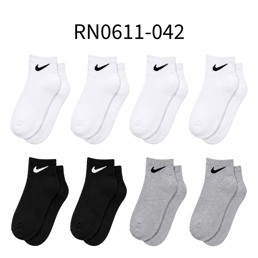 Nike Kids Ankle Socks Lightweight 8-Pack Vary in Size and Color New with Tag