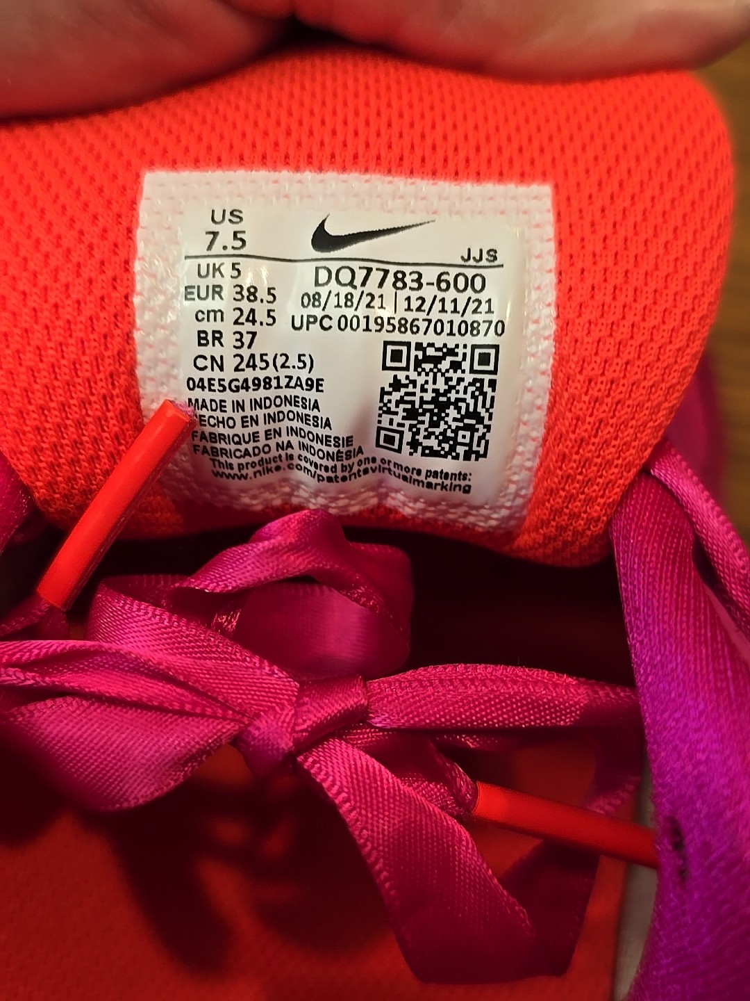 Size 7.5 -Nike Air Max 90 ‘Valentine’s Day’ (DQ7783-600)