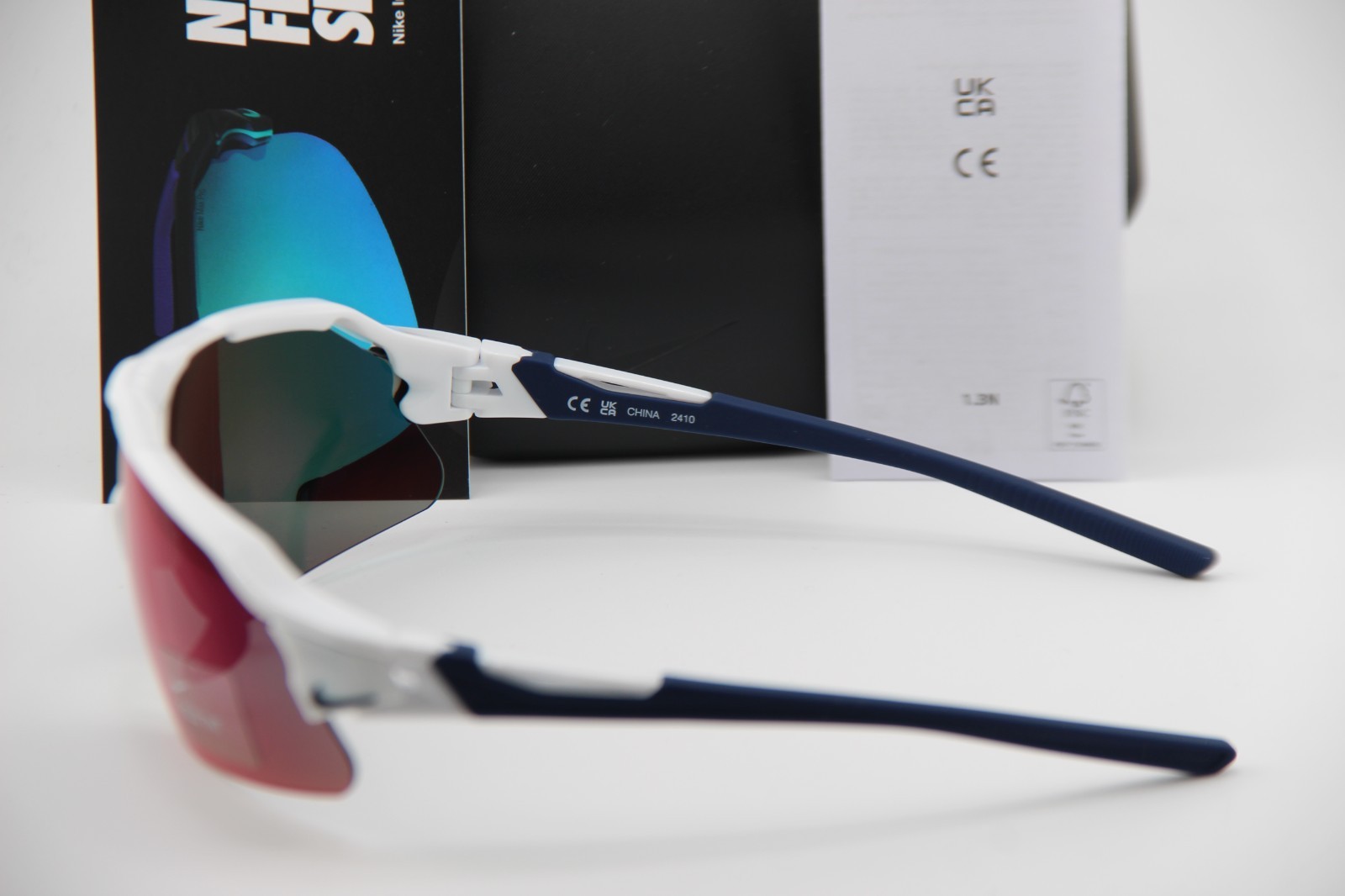 NEW NIKE FLYFREE SHIELD TEAM IF1107X 101 WHITE BLUE AUTHENTIC SUNGLASSES 72-5