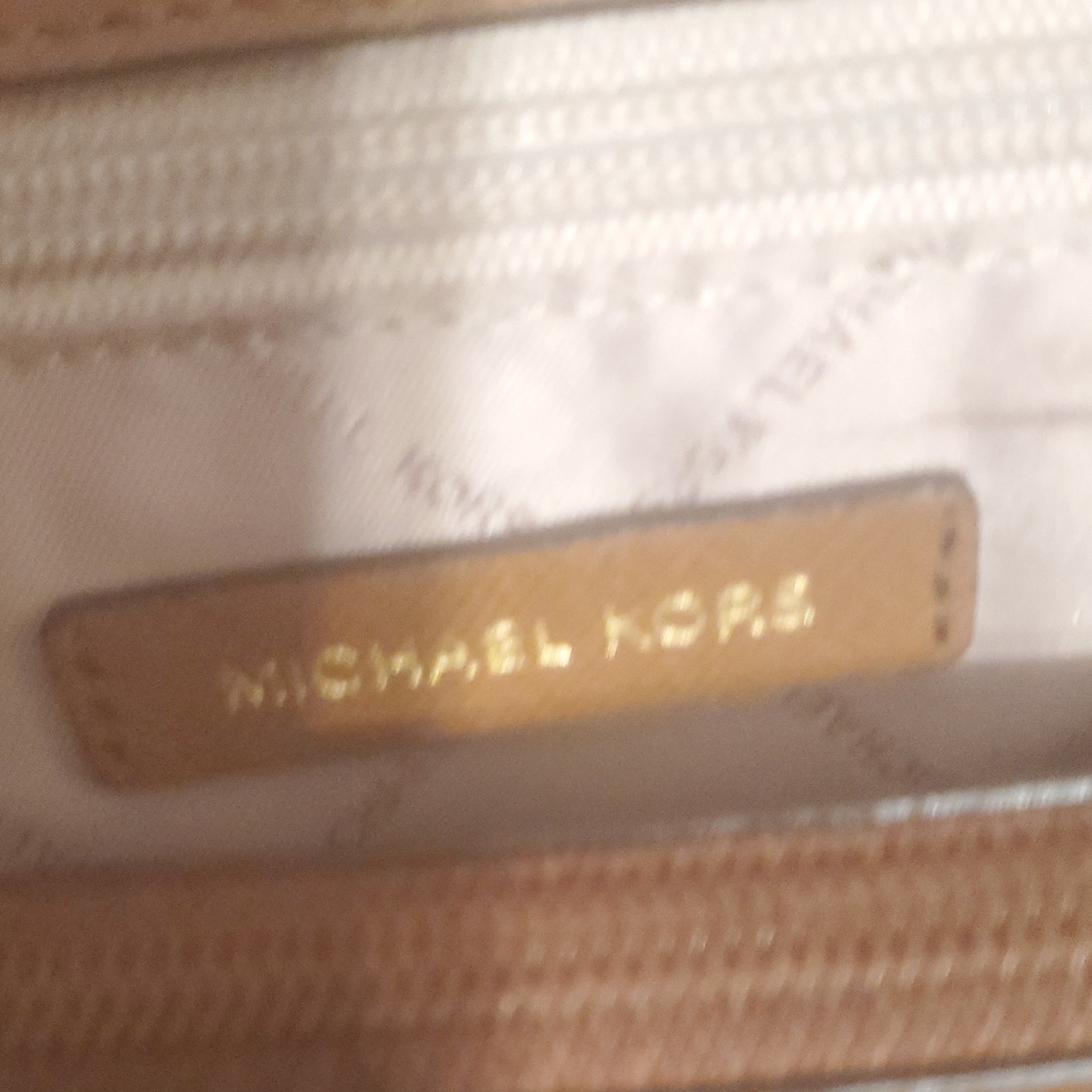 Michael Kors Signature Logo Tote Bag Large Zip Lined Inner Pockets Brown Beige