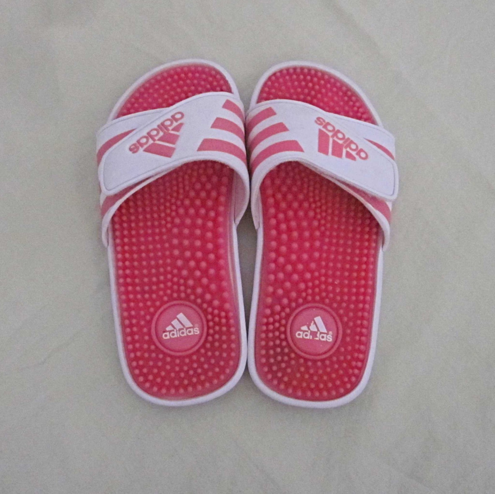 Adidas adissage slides, pink/white, youth size 3