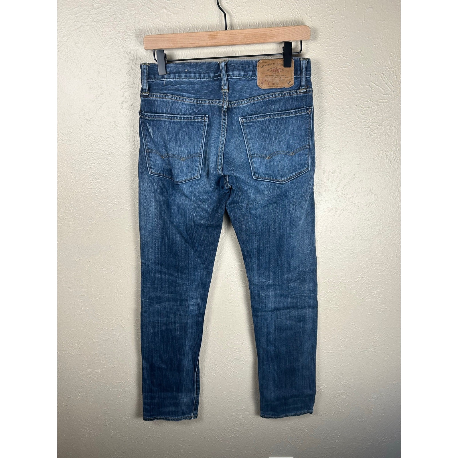 American Eagle Jeans Men’s Size 28×32 Blue Denim Tapered Leg Classic Pants