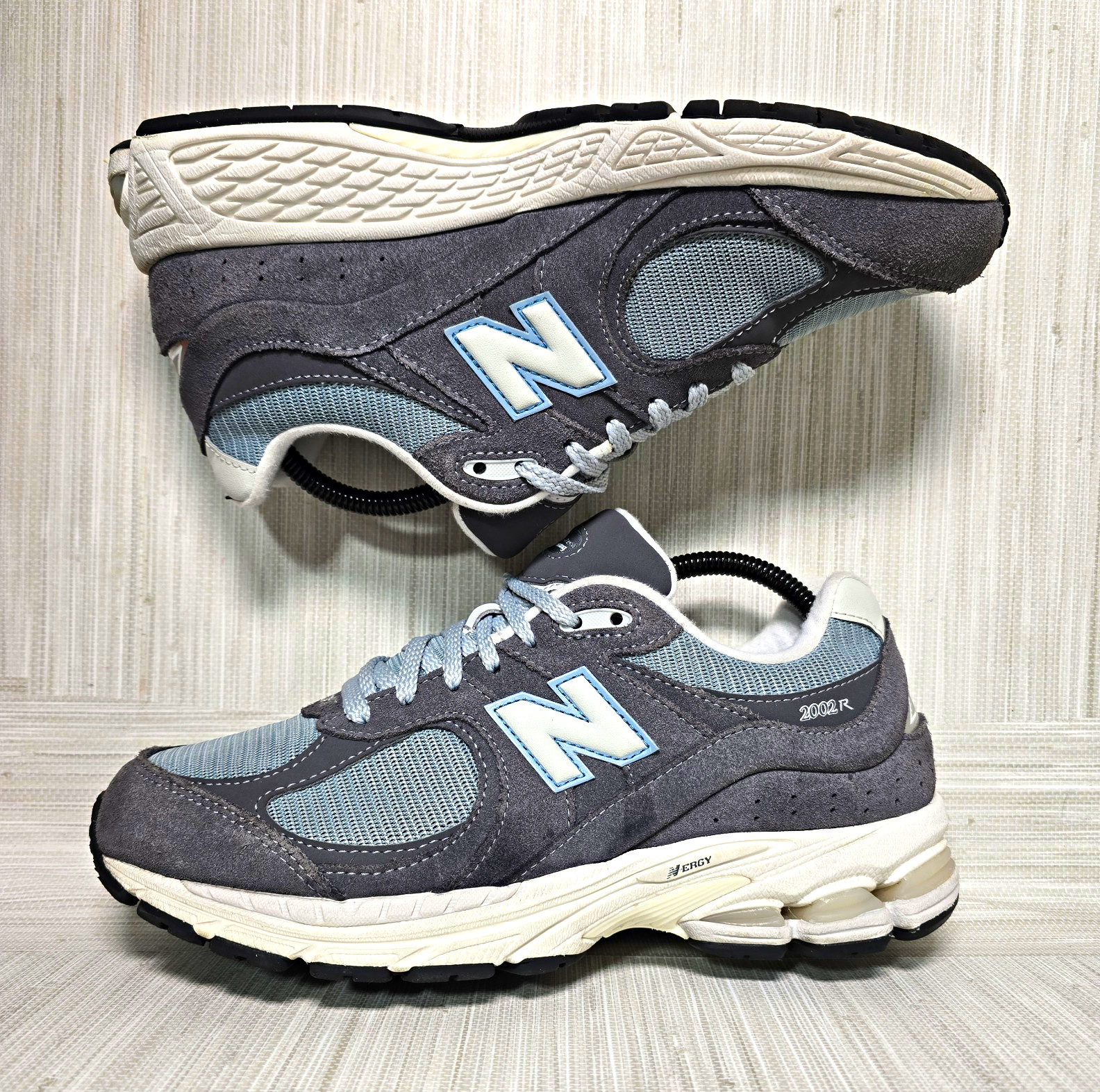New Balance 2002R Men’s Lace-Up Low Top Sneakers Steel Blue M2002RFB