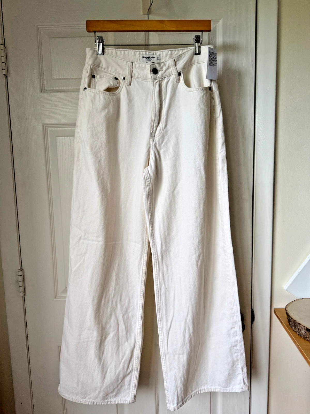 NWT Abercrombie & Fitch Wide Leg High Rise Jeans 27 Ivory Cream Womens